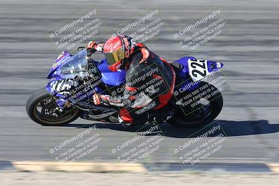 media/Jan-16-2026-CVMA Friday Practice (Fri) [[6f2bf47531]]/3-Racer 2/Session 2 Bowl Entry Pans/